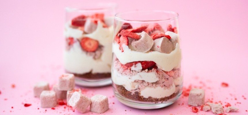 Erdbeer-Dessert im Glas - Silvester-Tipp mit Grizly