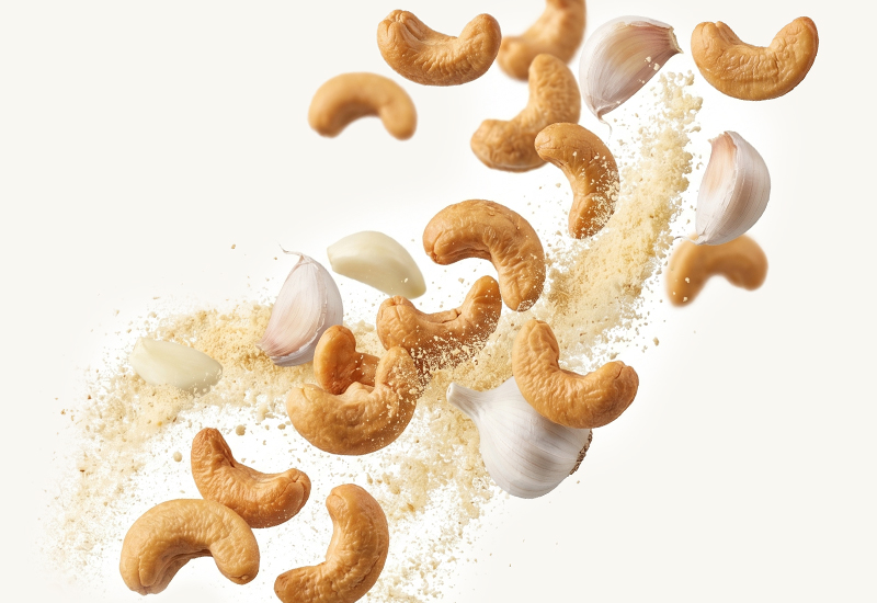 Geröstete Cashews mit Knoblauch