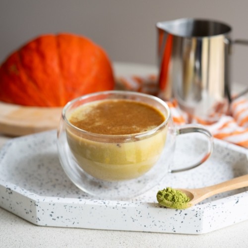 Matcha Kürbis Gewürz Latte Grizly
