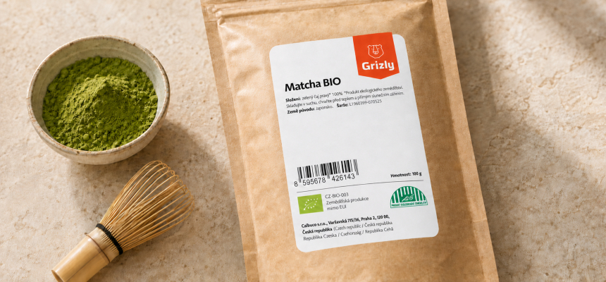 Verpackungsdetail GRIZLY Matcha BIO mit Euro-Blatt, Bio-Zebra und Code CZ-BIO-003