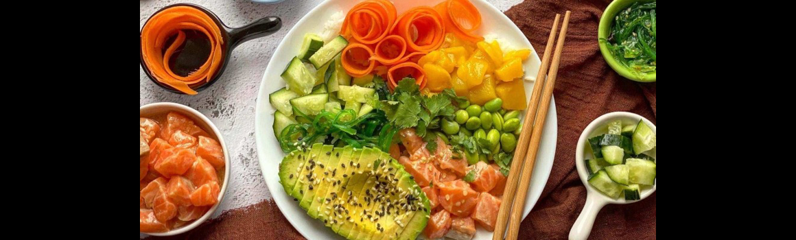 Hausgemachte Poke Bowl: Grundrezept, Sauce und 4 neue Varianten