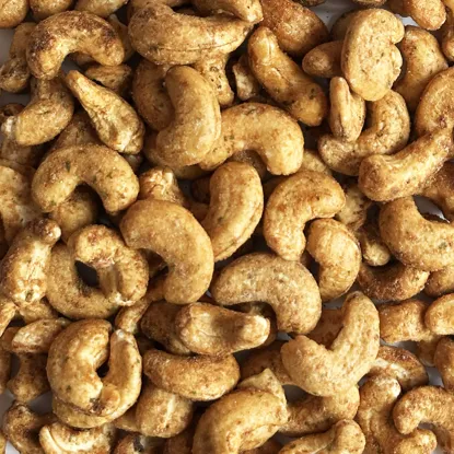 Cashewkerne mit Wasabi und Dattelsaft