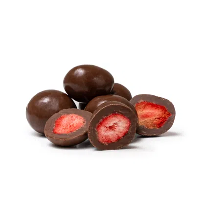 Gefriergetrocknete Erdbeeren in Milchschokolade