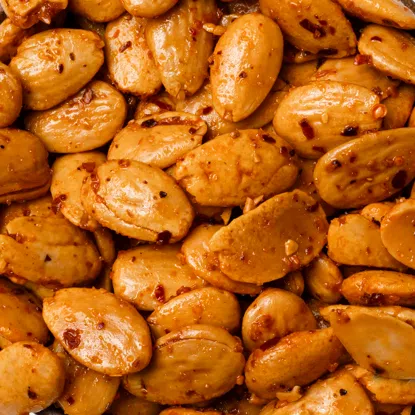 Mandeln frittiert mit Paprika