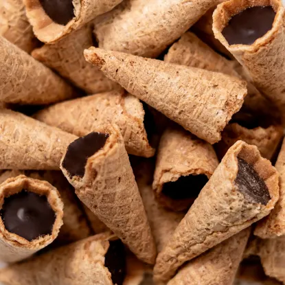 Mini-Cones mit Zartbitterschokolade