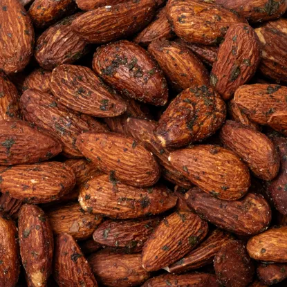 Natur geröstete gewürzte Mandeln