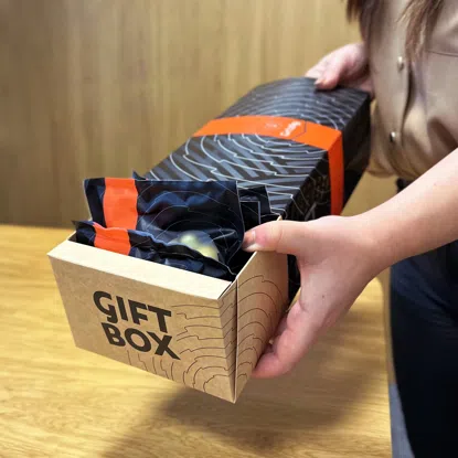 Nuts box