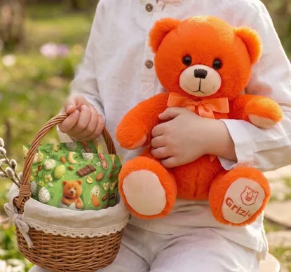Oster-Geschenkset für Kinder: Kuschelbär & süße Leckereien